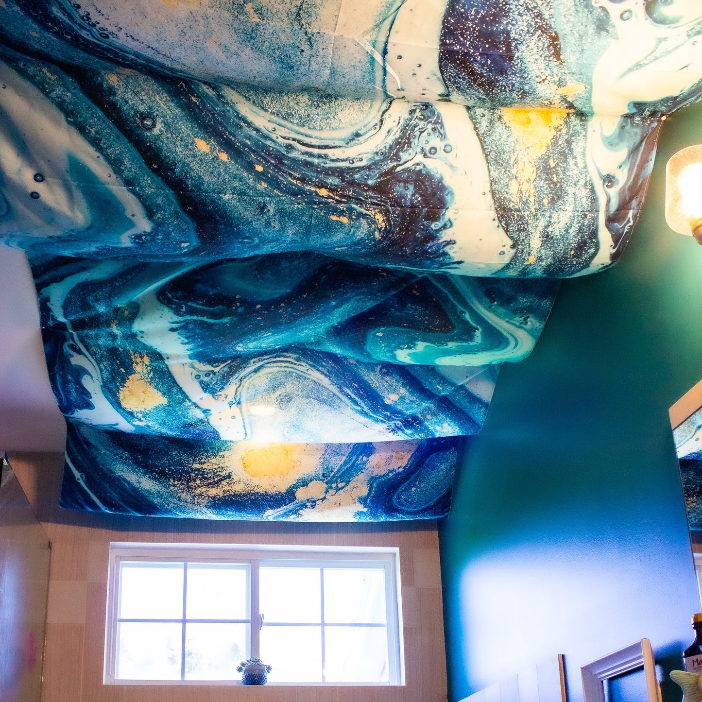 ✨ BRAD'S SPECIAL: Geode Tapestry | 2 Colors