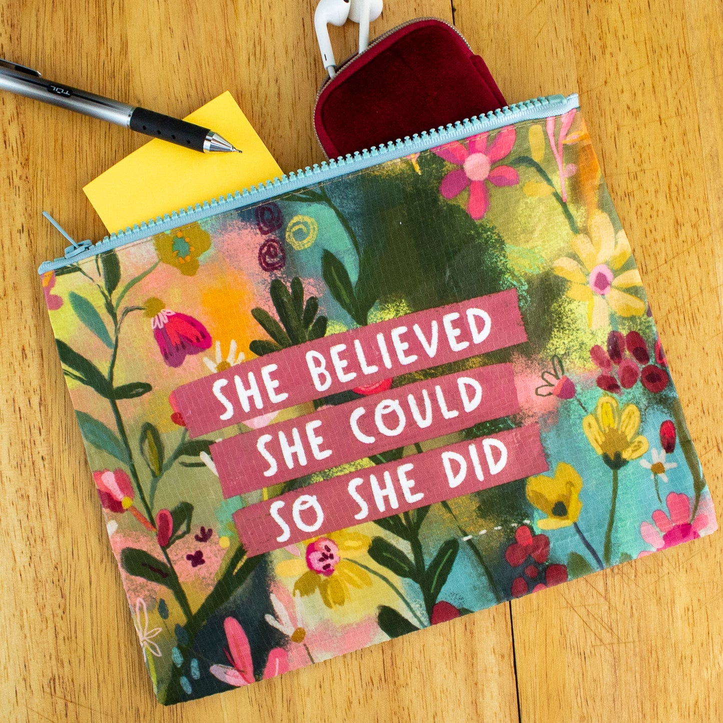 She Believed Mini Fun Folder