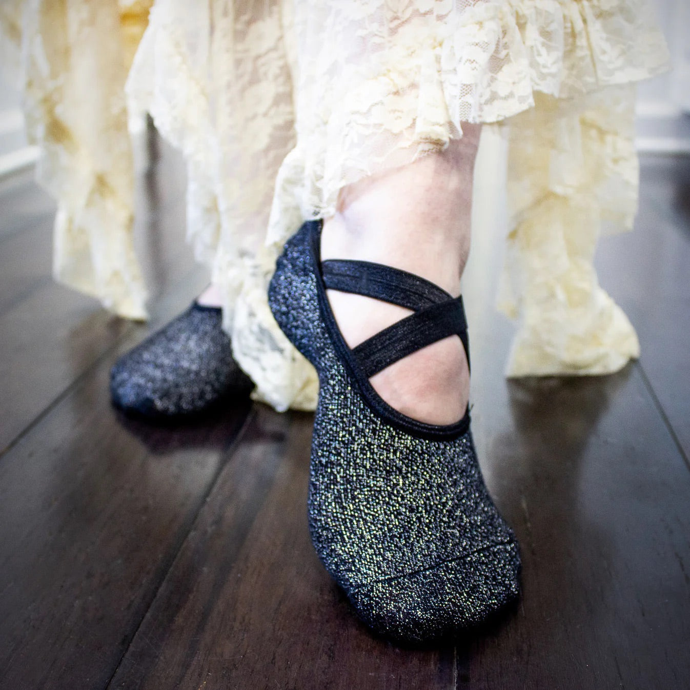 JANE | Shimmer Fitness Socks